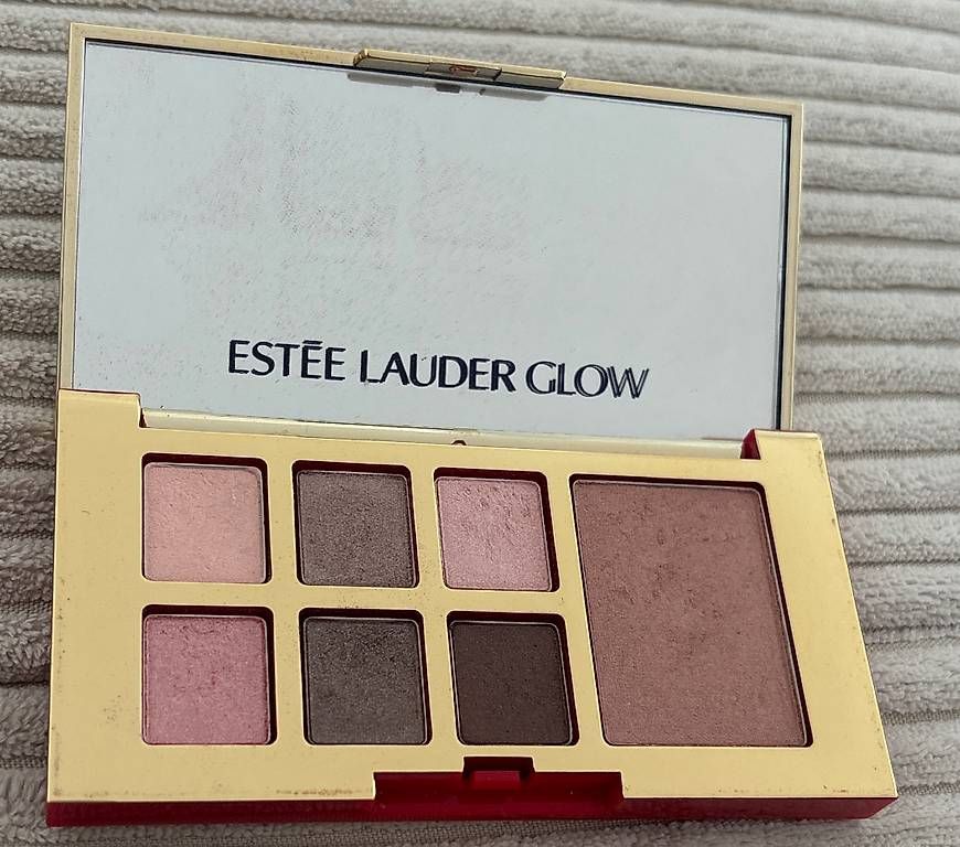 Make-up: Lidschatten Palette Glow Estée Lauder – Usato da St. Gallen venduto da mustang96
