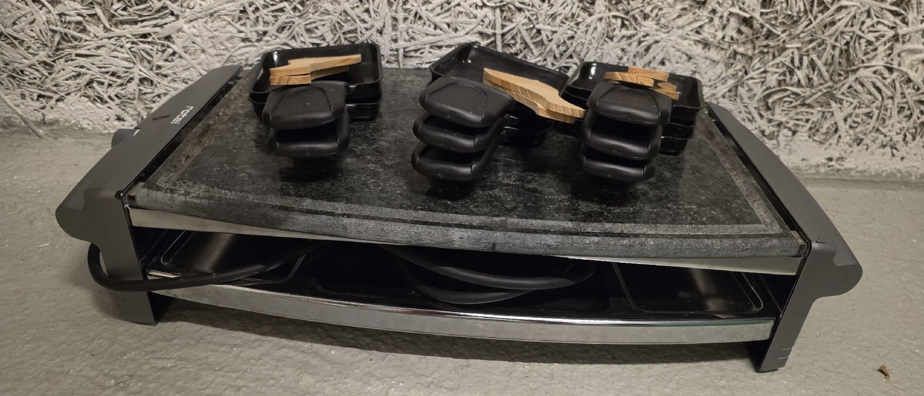 Rotel Hot Stone Raclette- und Tischgrill (Gebraucht) in Biel/Bienne für ...
