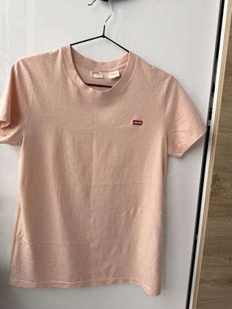 Levi's T-shirt, size XS, peach color, NEU ohne Etikett