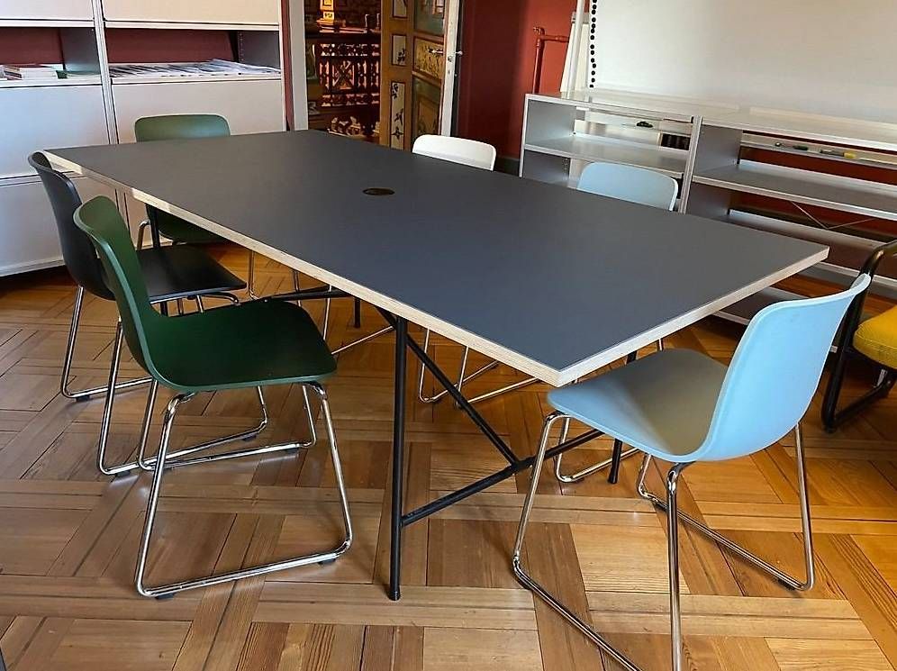Tables: E2 Linoleumtisch – D'occasion à Zürich par Heimatschutzzentrum