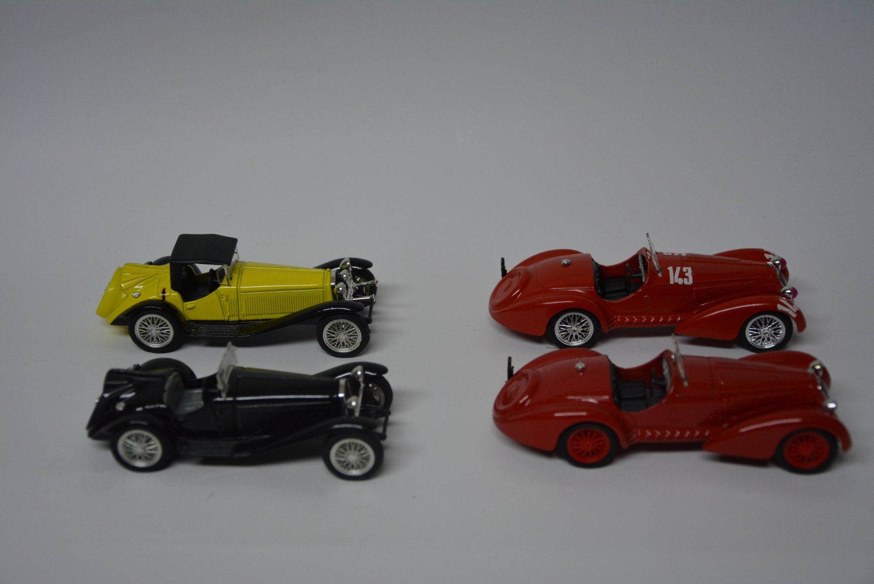 Alfa Romeo Modellini d'auto: Alfa Romeo , 4 Stück , 1:43 – Usato da Goldach venduto da Feivel9 6