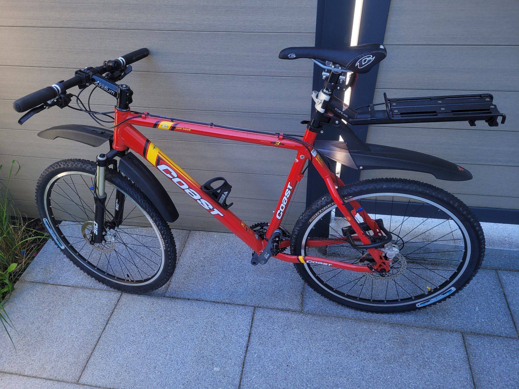 Vélos: Coast Red Rock MTB – D'occasion à Giebenach par nik_7hnk