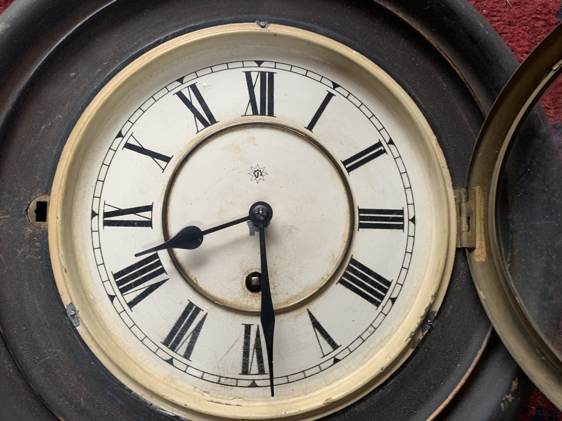Stand- & Wanduhren: Antike schmucke Wanduhr – Defekt aus Ebnat-Kappel von pourlemerite 1