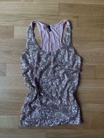 Haut à sequins rose