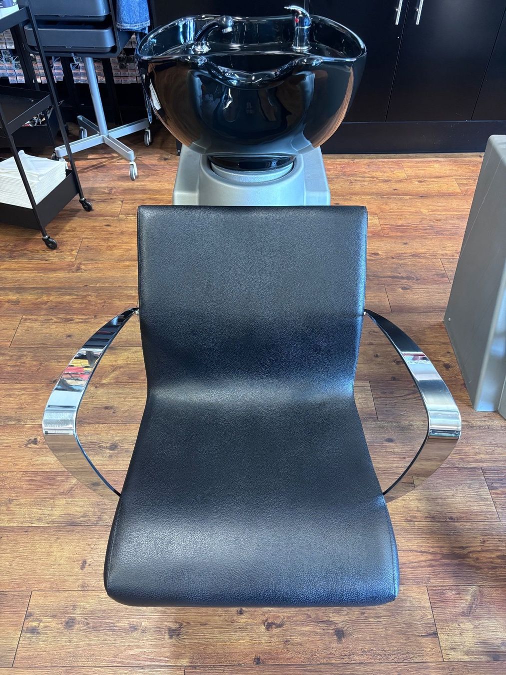 Kosmetik-& Massageliegen: Waschsessel gebraucht – Gebraucht aus Baden von Joyacat 9