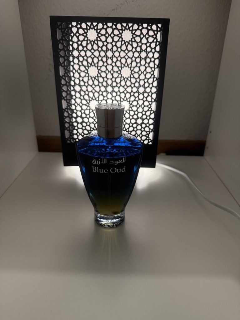 Parfum & Eau de Toilette: Arabian Oud Blue Oud décant 2 ml – Neu (gemäss Beschreibung) aus Meyrin von Al_Andulsi