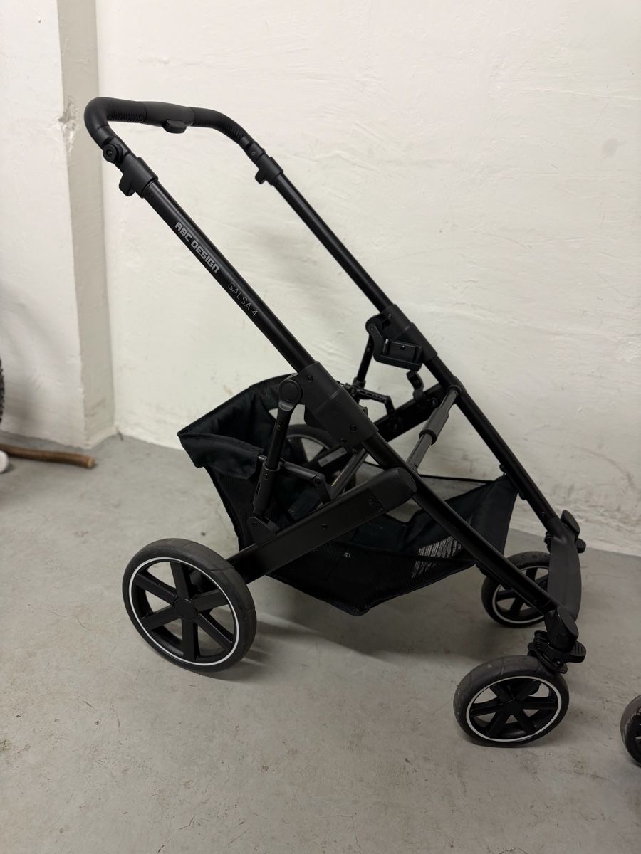 ABC Design Poussette: Kinderwagen  – Neuf (Voir description) à Unterentfelden par van_m8g7 4