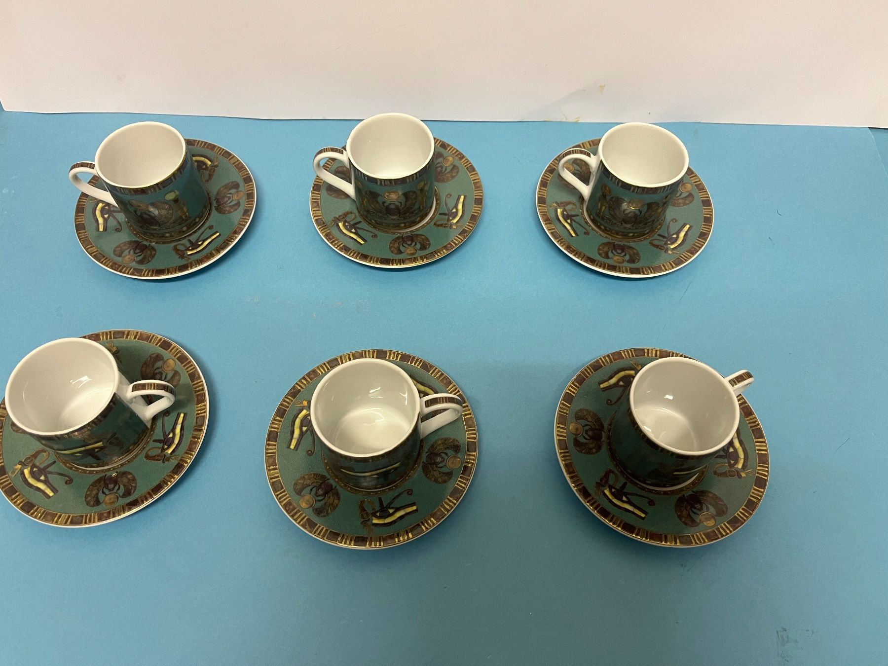 Tasses: Jeux tasse à café – D'occasion à lausanne par esploras 1