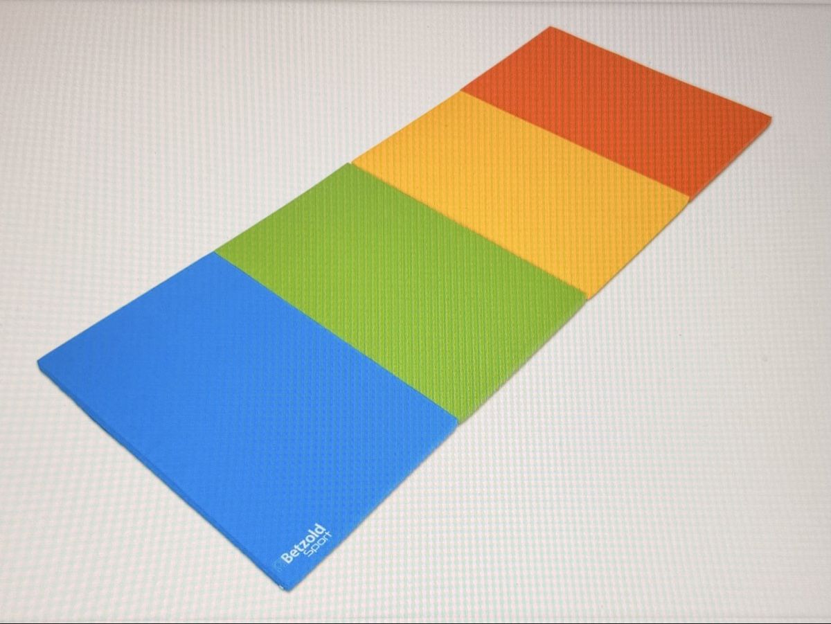 Tapis de sol: Faltmatte Regenbogen 4-teilig – Neuf avec emballage d'origine à Beringen par Moira_Ma 1