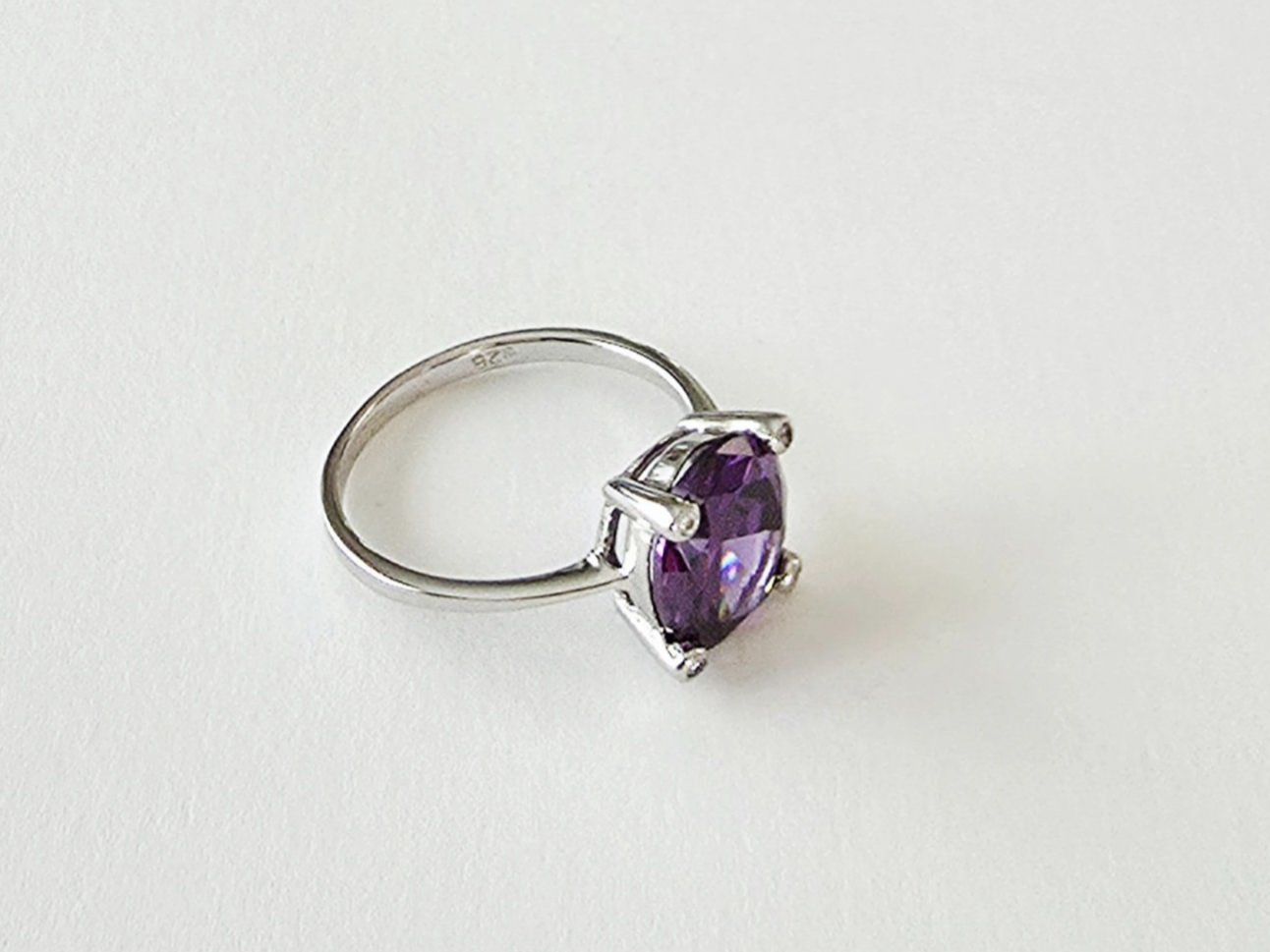 Bagues: Silber 925 Amethyst-Zirkonia Ring - Neu – Neuf avec emballage d'origine à Uetikon am See par Coralreef 4