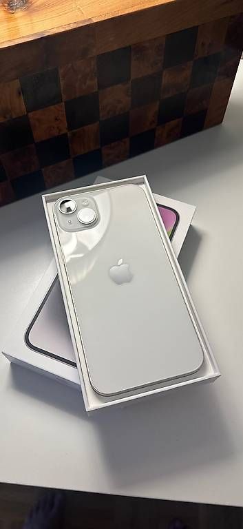 Apple Telefoni cellulari / Smartphones: IPhone 14 Plus weiss – Usato da Zürich venduto da jozy_zuerich