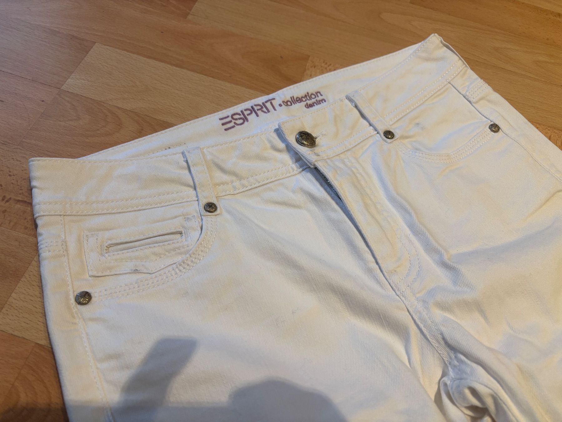 Esprit Jeans: Jeans Gr. 36 Esprit weiss – Nuovo (secondo la descrizione) da Thun venduto da Melpi2010 2