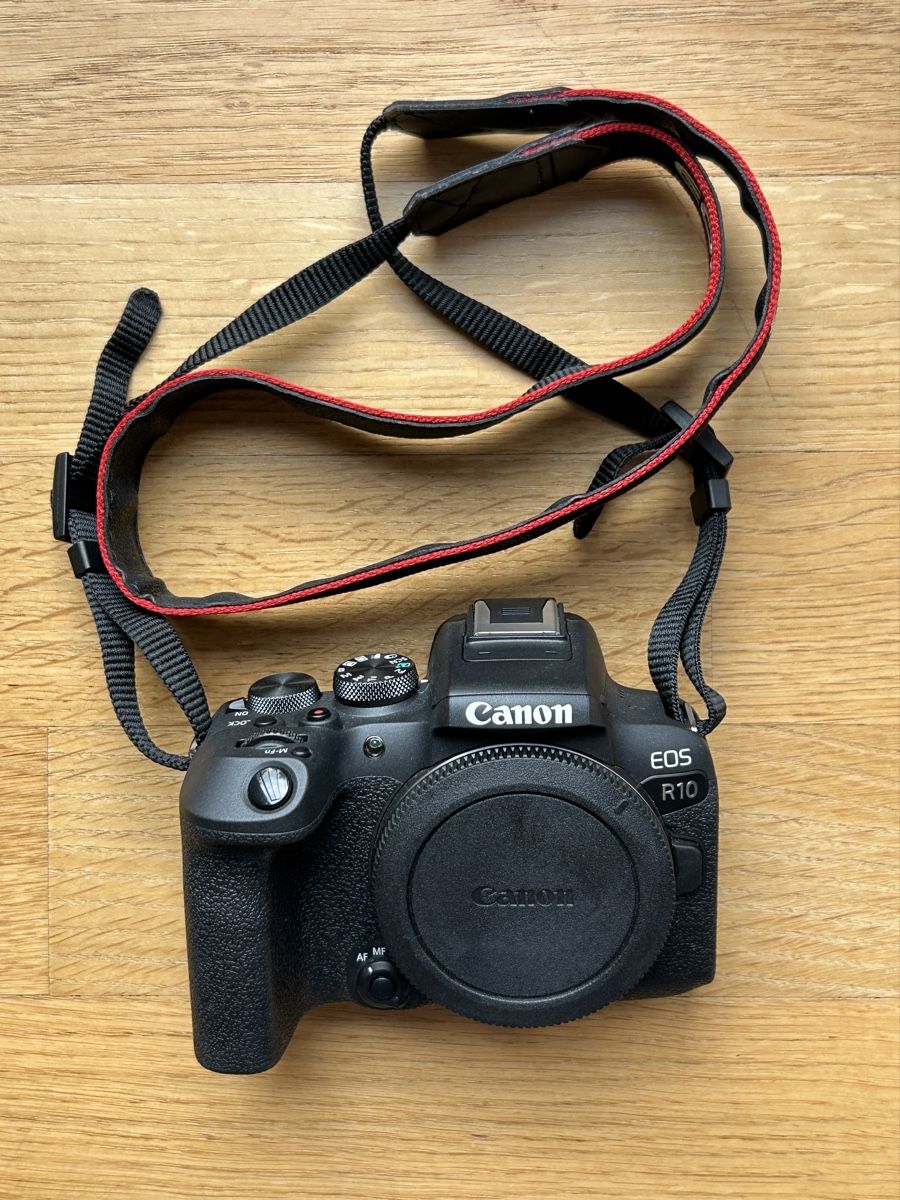 Canon Fotocamera: Canon EOS R10 spiegellose Kamera – Nuovo (secondo la descrizione) da Gossau SG venduto da sam_xyz