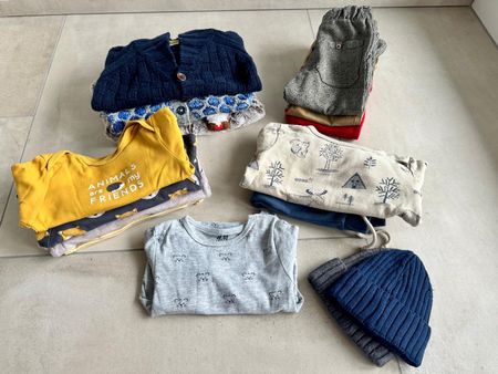 Babykleidung Komplettset, Grösse 86-92 sehr guter Zustand