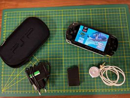 Play Station Portable PSP Fat 1000 Edition Sehr guterZustand