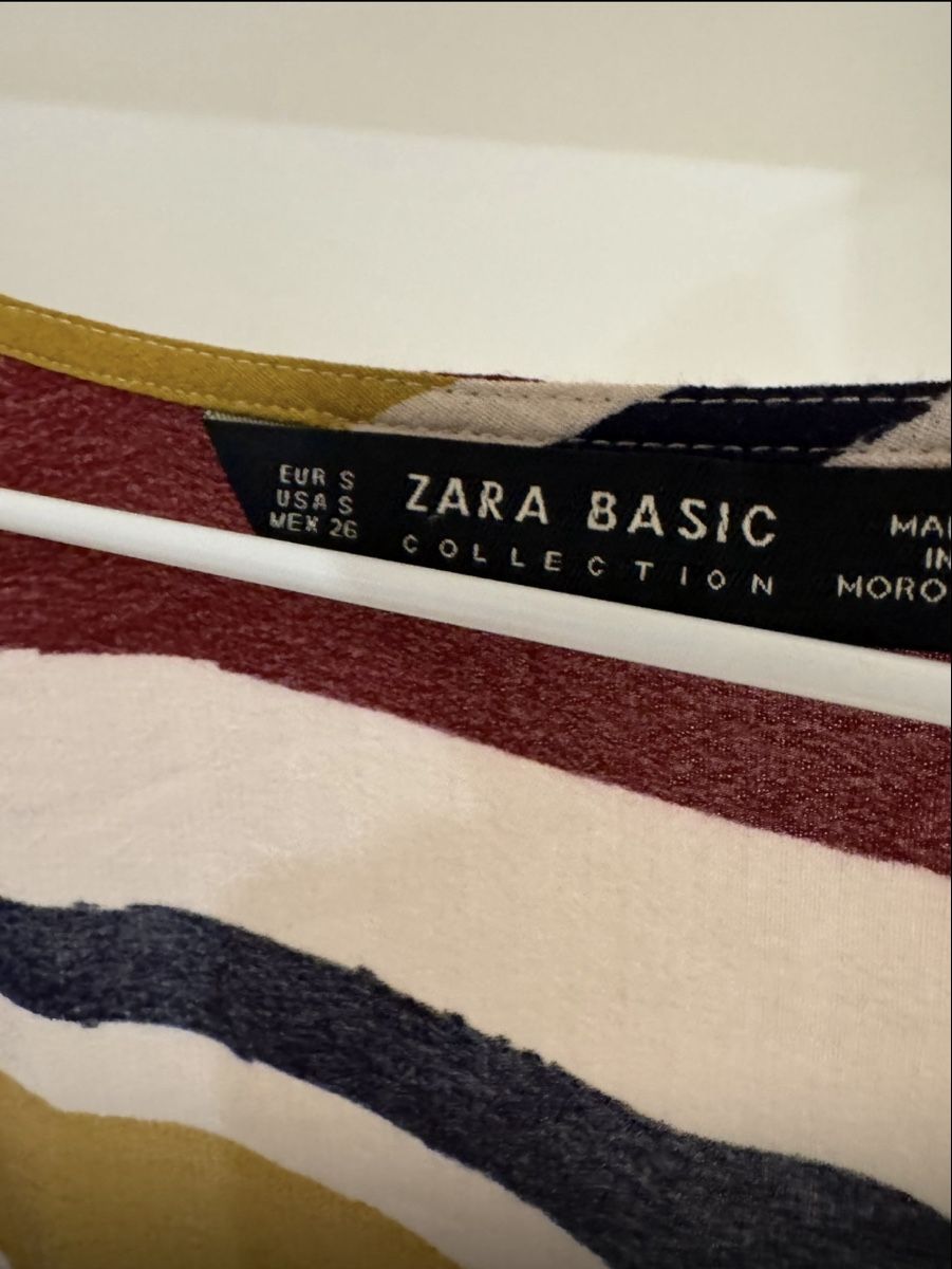 Camicette: Zara Basic Bluse, gestreift, Gr. S - Perfekt für Herbst! – Usato da Hinwil venduto da YPMK61 1