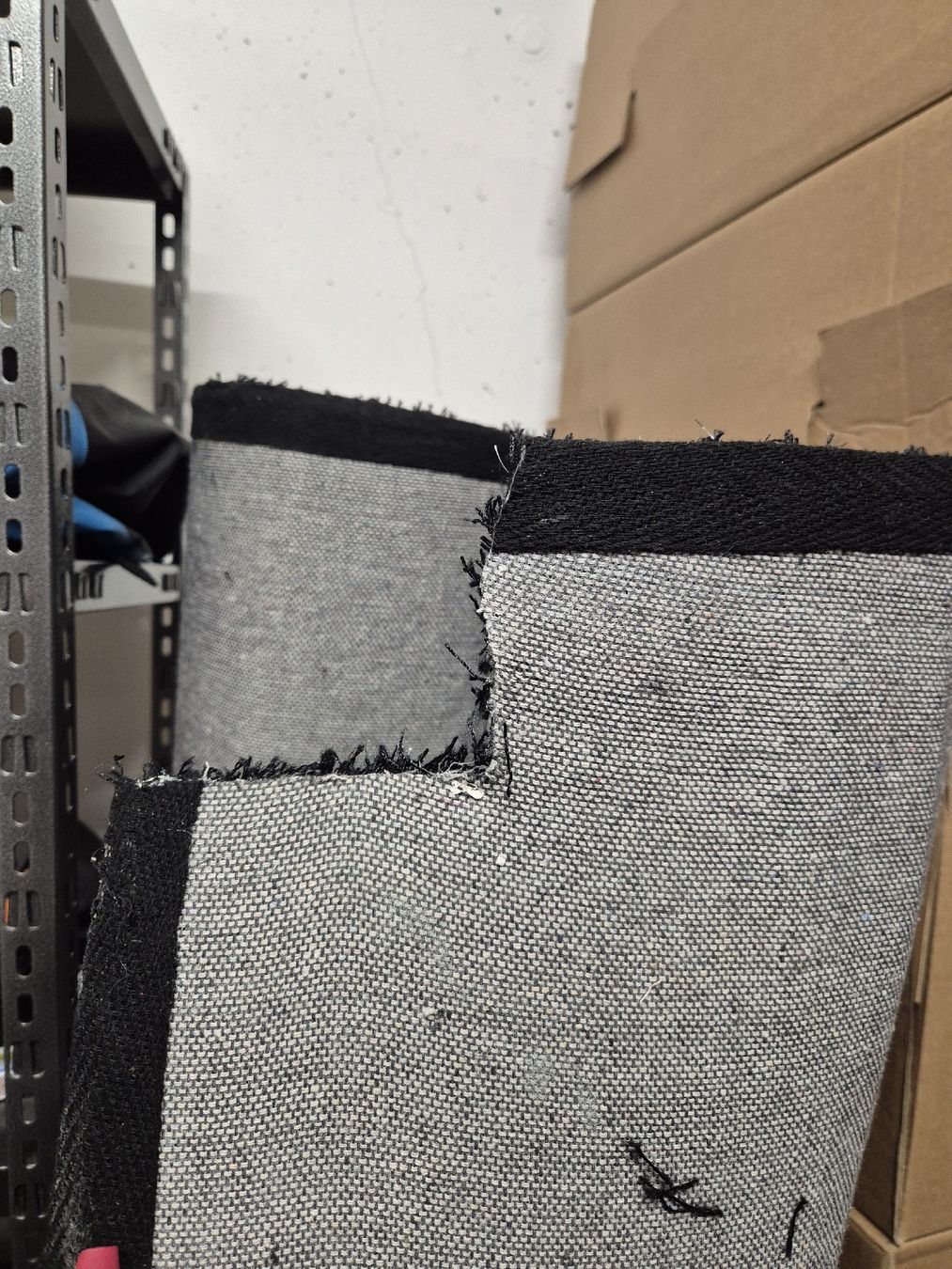 Tappeti: Schwarzer Teppich, neuwertig, Winter-Feeling – Usato da Bürglen TG venduto da Isa_x4 3