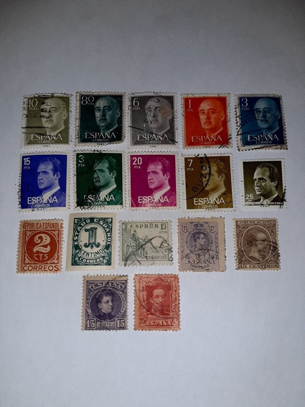 Tutti i francobolli: 17 timbres espagne – Usato da Le locle venduto da juliensaran