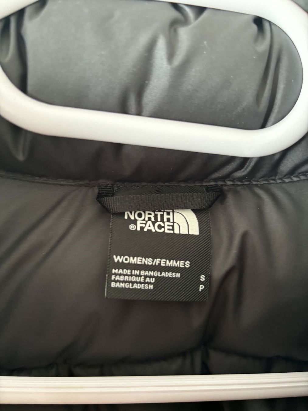 North Face Giacche: The North Face Winter Jacket neu  – Usato da Brigerbad venduto da kpe_d2d9 3