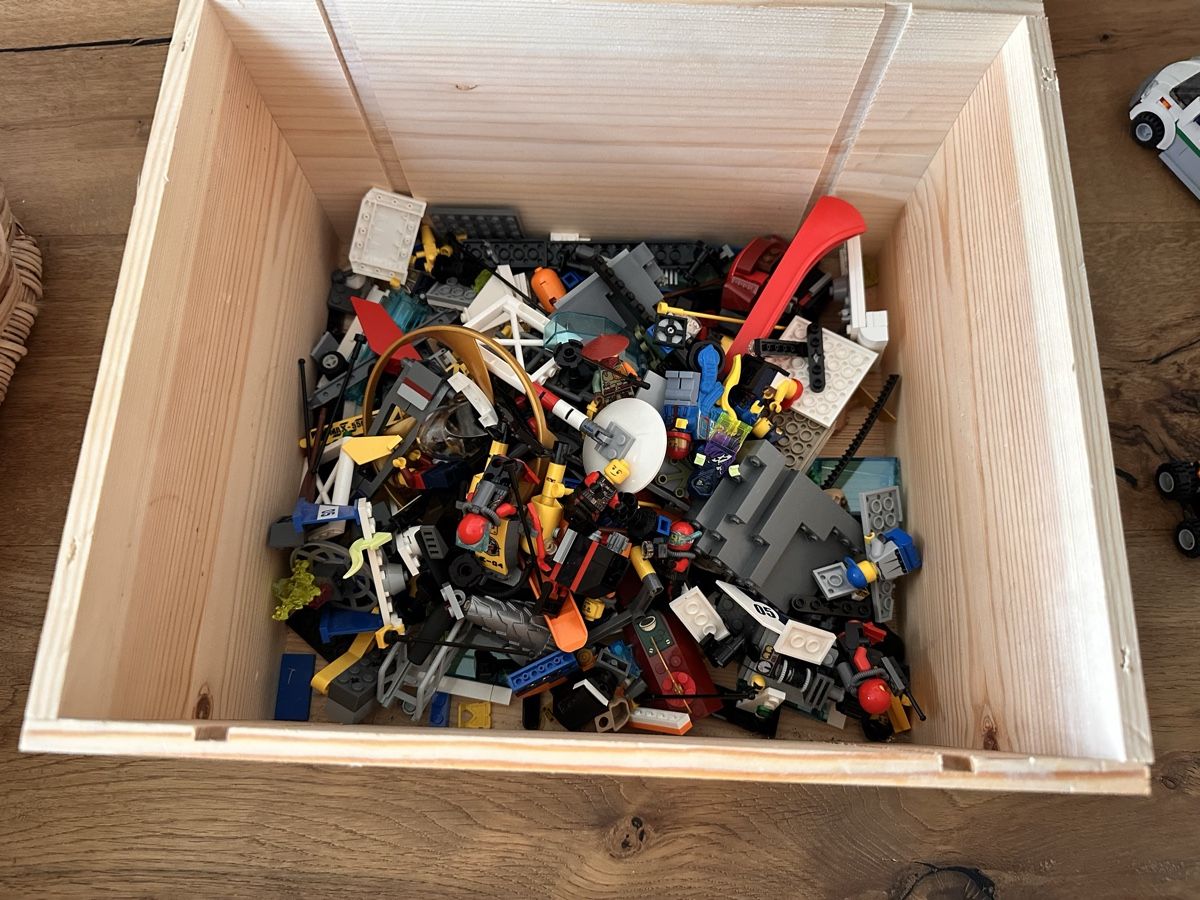 Lego Giocattoli: Coole Lego-Mix Box – Usato da Liebefeld venduto da Alsager 5