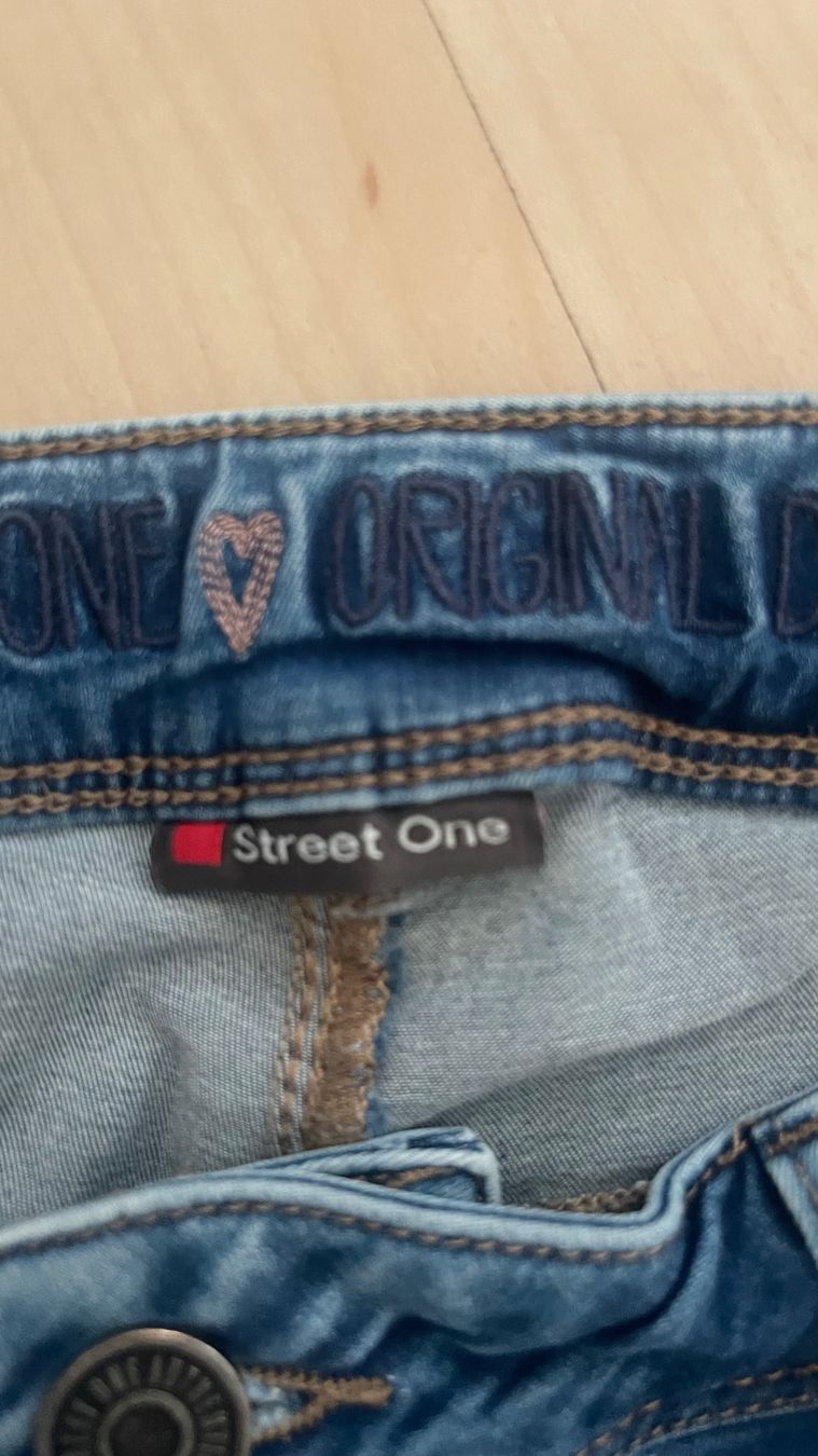Jeans: Street One Jeans, Grösse 40 – Usato da Wetzikon ZH venduto da Schrungus 4