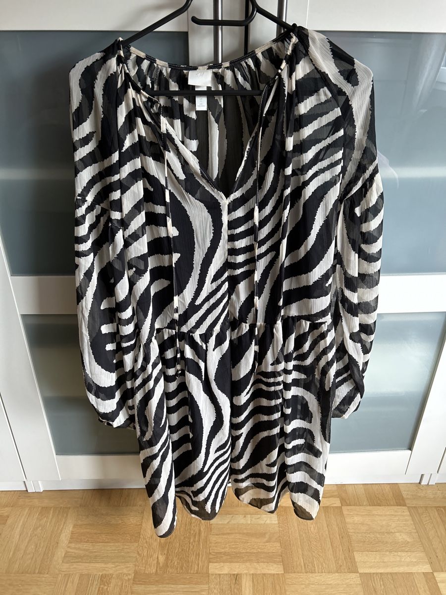 H&M Vestiti: H&M Kleid Gr.S – Usato da Oberdorf BL venduto da Luka02