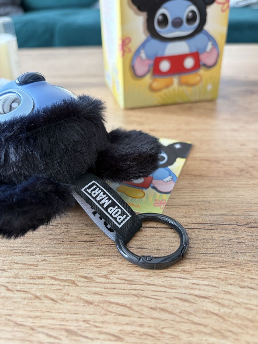 Pop Mart Schlüsselanhänger & - bänder: POP MART Stitch Mickey – Neu (gemäss Beschreibung) aus Wetzikon ZH von Kleeblume 1
