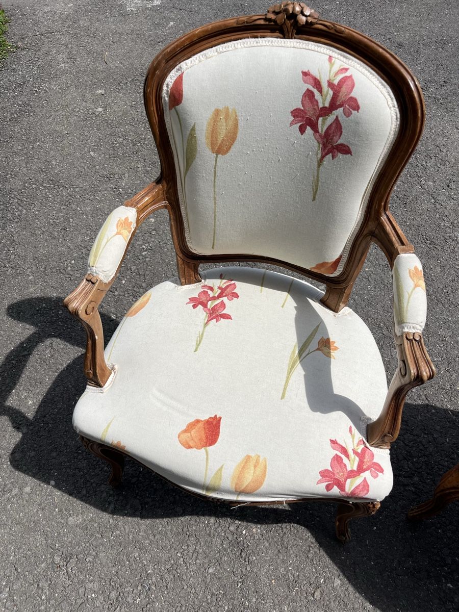 Poltrone: Fauteuils à fleurs – Usato da Puidoux venduto da Amelie.Wytt 2