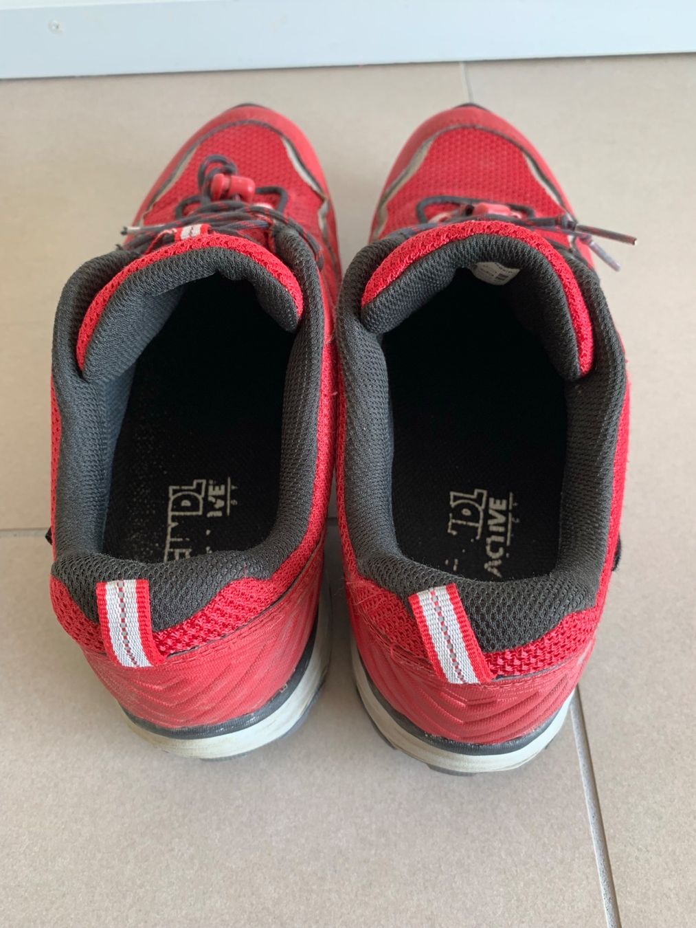 Meindl Scarpe da uomo: Meindl Trekkingschuhe Junior Gr. 39 – Usato da Zürich venduto da misterpillar 6
