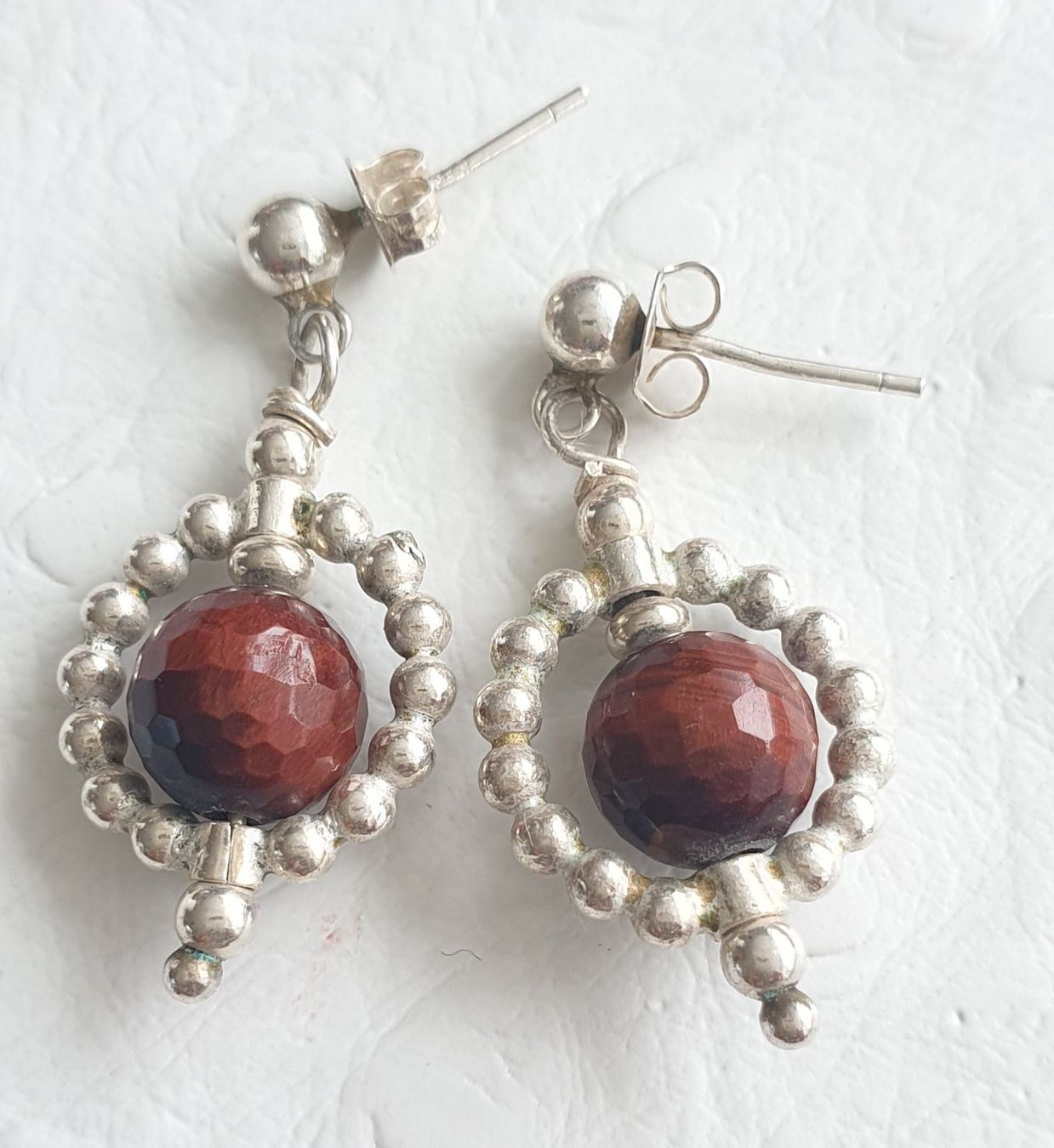 Boucles d'oreille: Hübscher Ohrstecker in Silber und Echtstein – Neuf (Voir description) à Langenthal par Toppolina 1
