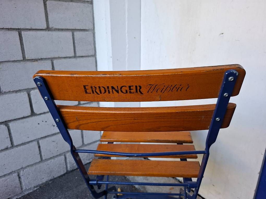 Stühle: Original Erdinger Weissbier Biergarten Klappstuhl – Gebraucht aus Mühlehorn von Flohmarkt-Walensee 5