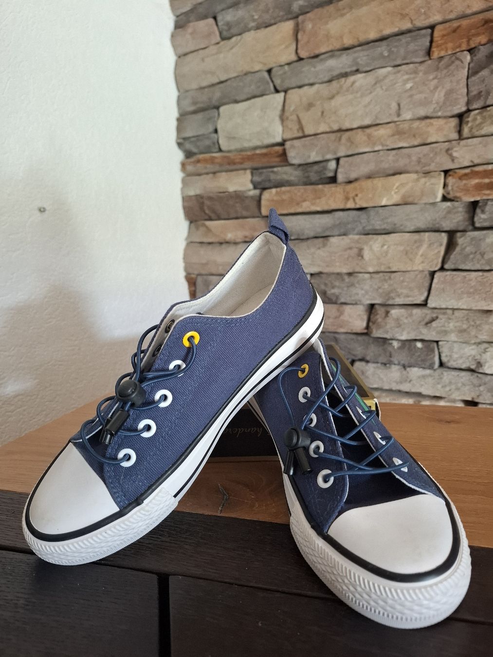 Scarpe da uomo: baskets 35 entre-saison. NEUVES – Nuovo e nell'imballaggio originale da Saignelégier venduto da mar_kf97 2