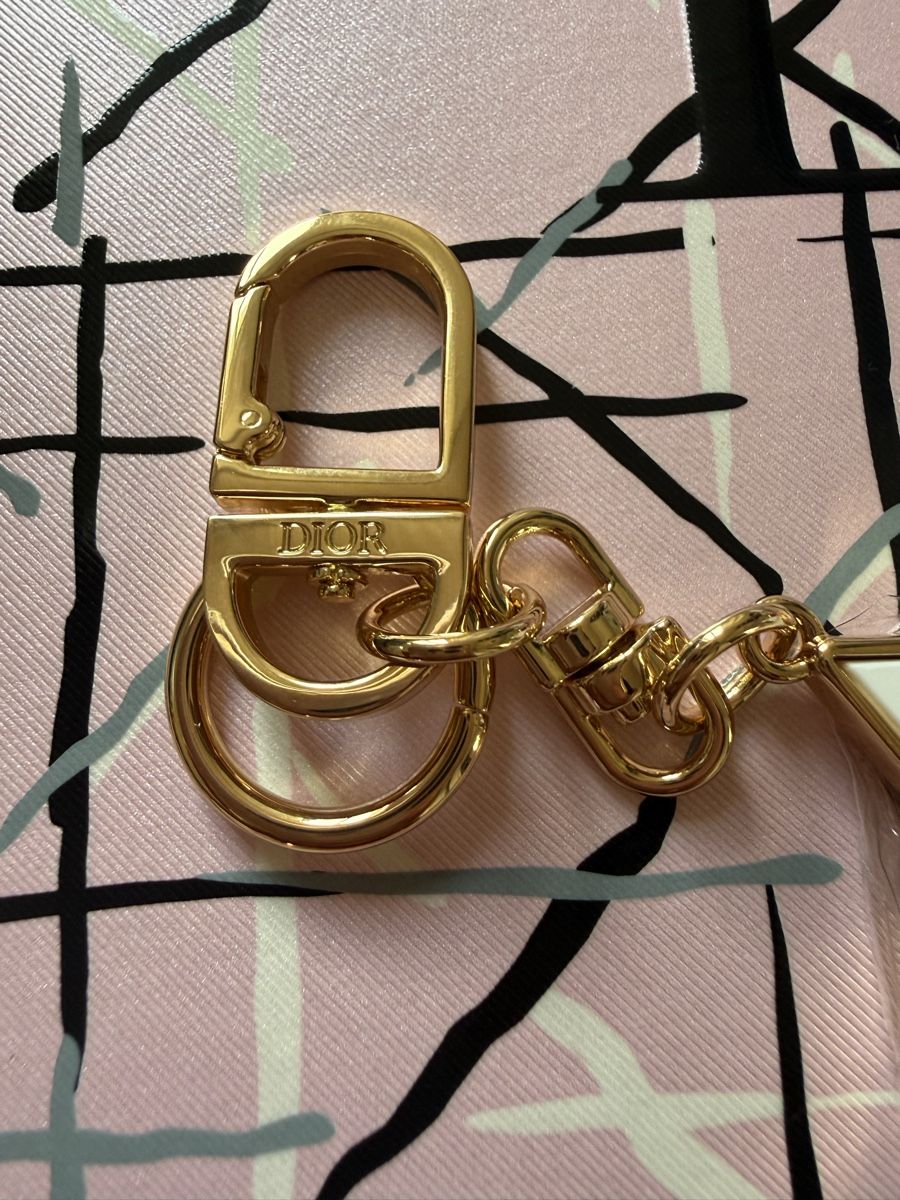 Dior Portachiavi: Dior Key Ring white star Etoile Blanche Porte-Cle – Nuovo e nell'imballaggio originale da Luzern venduto da sas_r89l 2