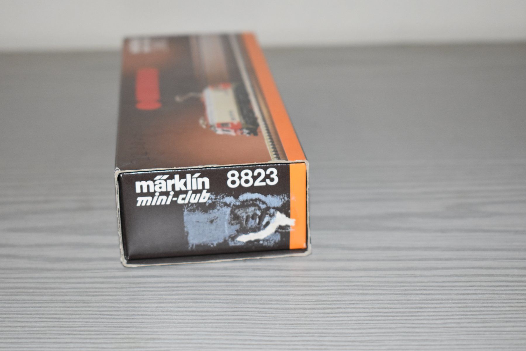 Märklin Modelleisenbahnen: Märklin Z 1 Boîte vide 8823 – Gebraucht aus Le Locle von skycomputer 1