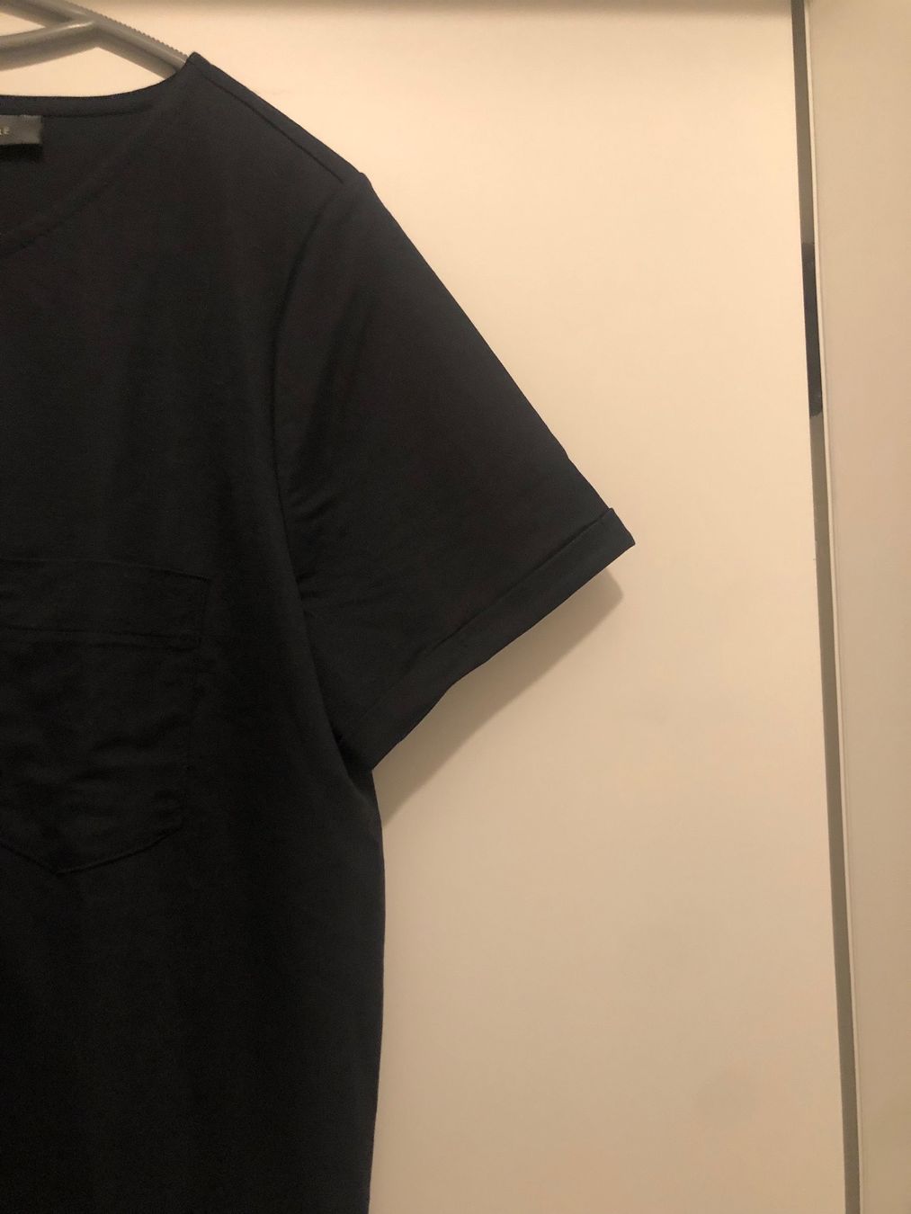 T-shirt: T-shirt – Nuovo (secondo la descrizione) da Lausanne venduto da naranjo 1