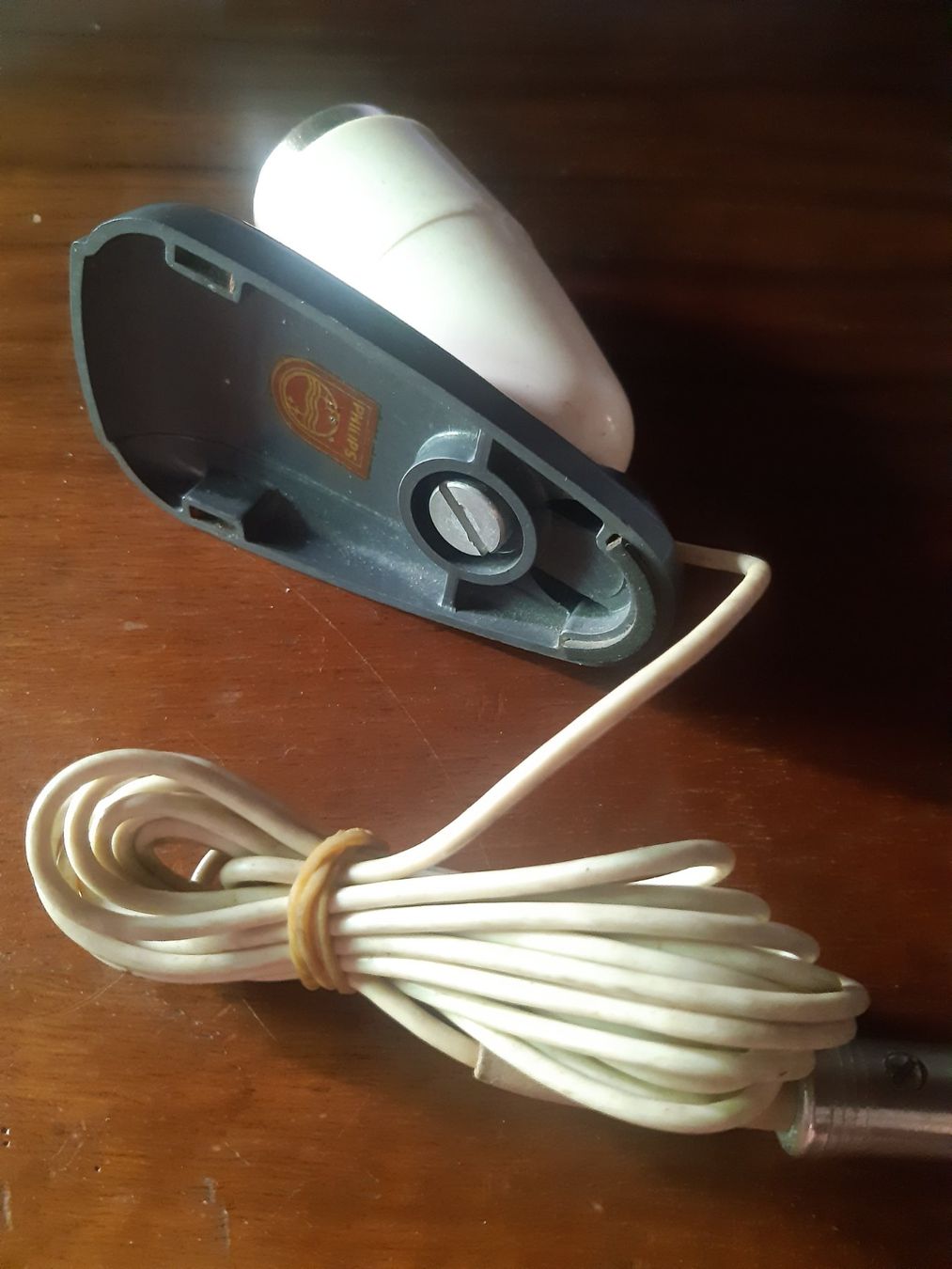 Philips Microphones: Philips microphone EL 6112/12 – Défectueux à Verscio par giamma1985 1