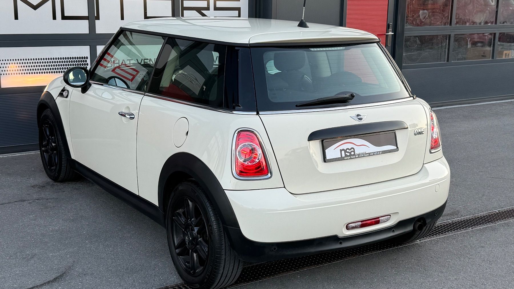 Mini Autos: Mini One 1.6 MFK 11/2025 – D'occasion à Lentigny par Driton29 6