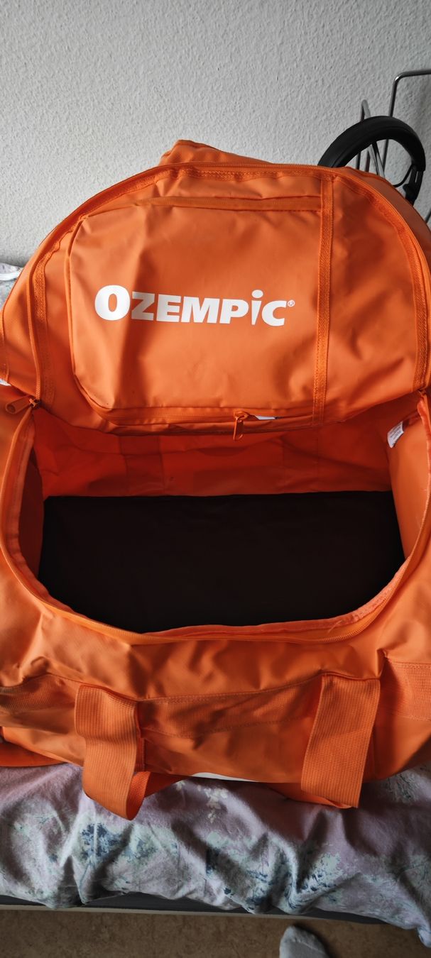 Borse: Sporttasche Organge von Ozempic – Nuovo (secondo la descrizione) da Wädenswil venduto da macik 2