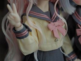 1/4 Gelb-grau Japanische Schuluniform für BJD Puppe anime