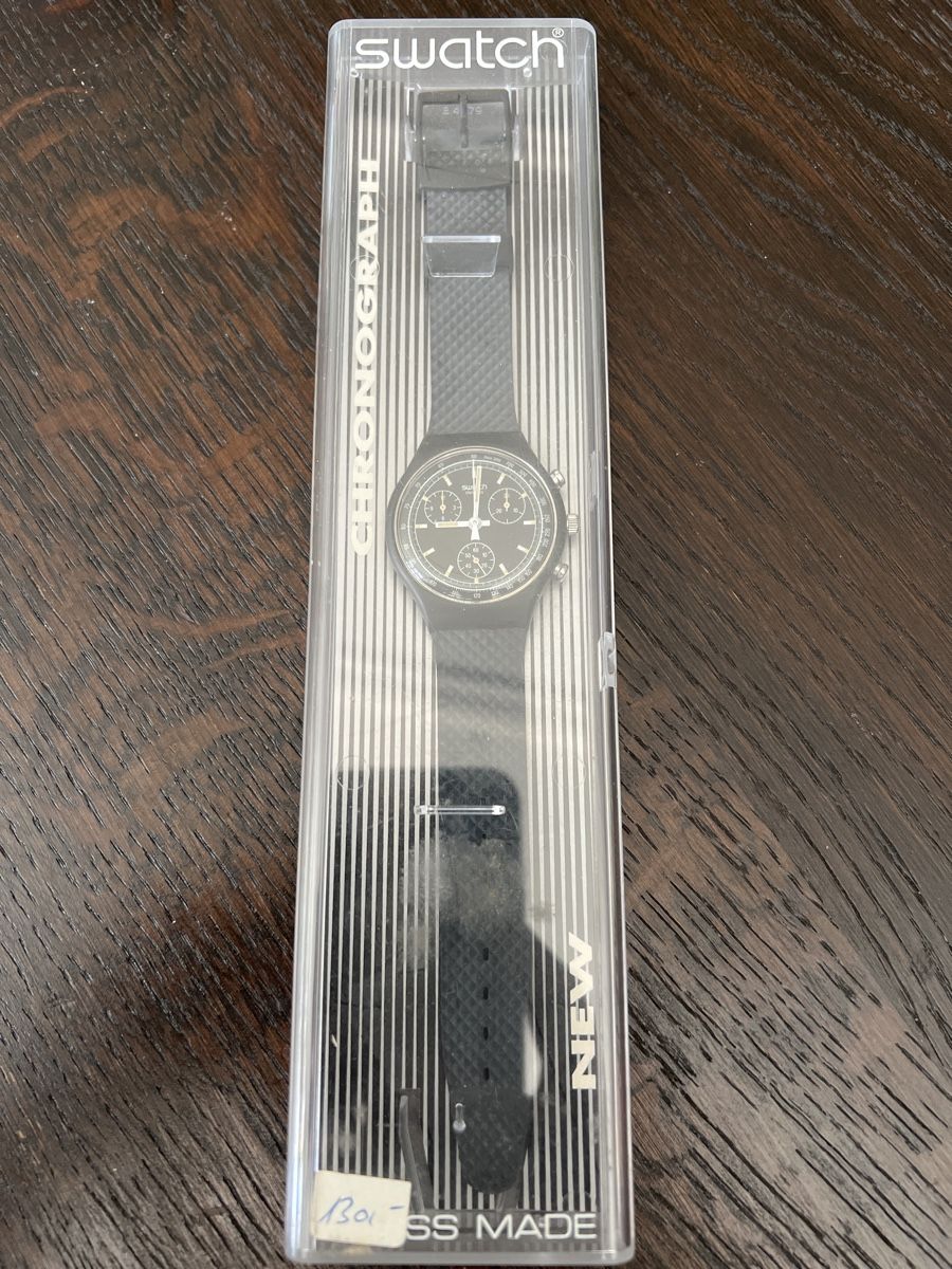 Swatch Orologi: Swatch Chrono (SCB100) Black Friday – Nuovo e nell'imballaggio originale da Künten venduto da Spike17