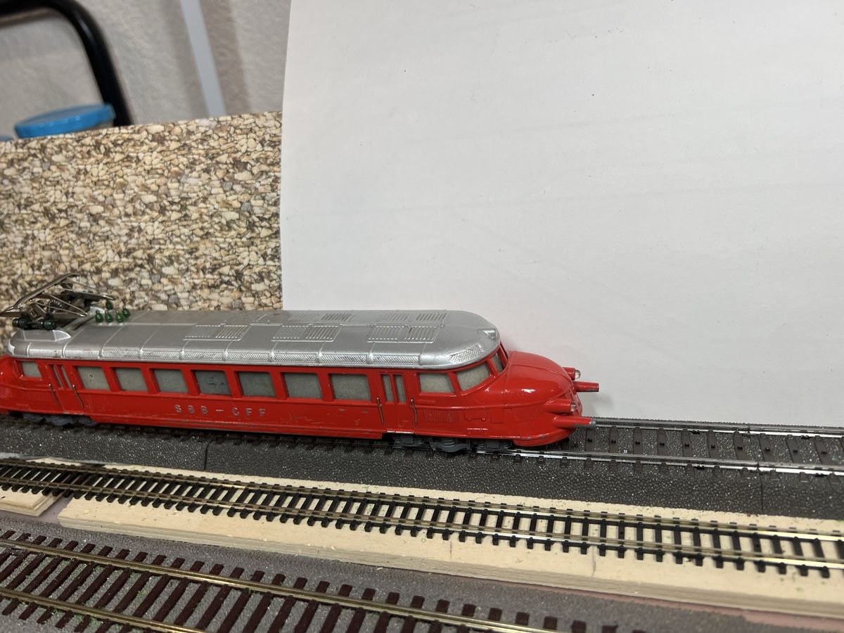 SBB/CFF/FFS Modelleisenbahnen: SBB roter Pfeil – Gebraucht aus Dübendorf von Troggy 2