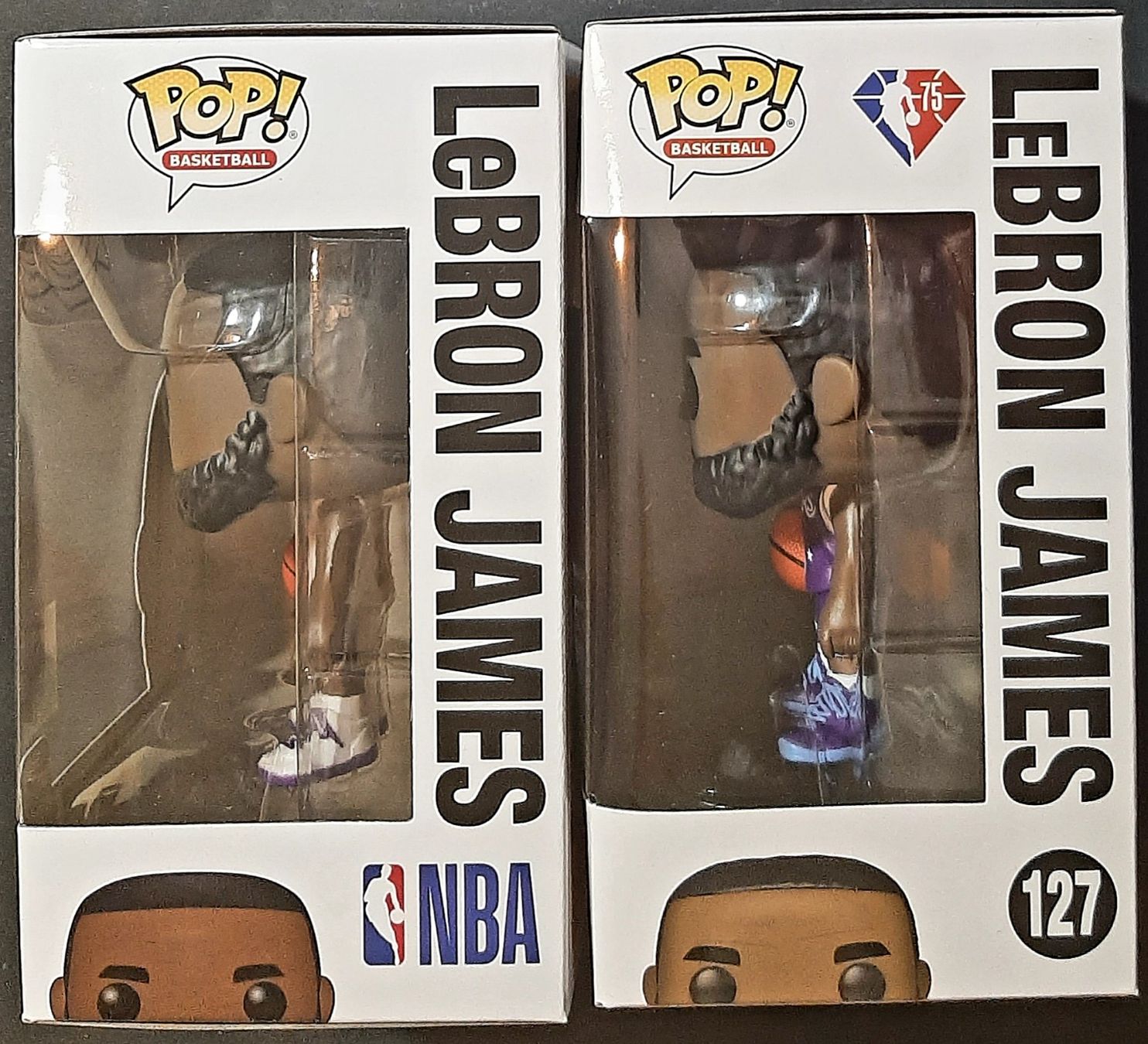 Funko Statuette: Funko Pop NBA  LeBron James – Nuovo e nell'imballaggio originale da Montet (Glâne) venduto da KOADA 3
