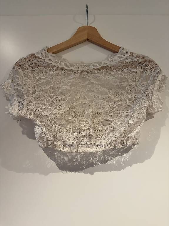 Blusen: Krüger Dirndl Bluse Grösse 36 Spitze weiss – Gebraucht aus Dietwil von dav_6d9p 1