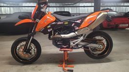 KTM 690 SMC frisch ab service  25 kw erst 24700 km