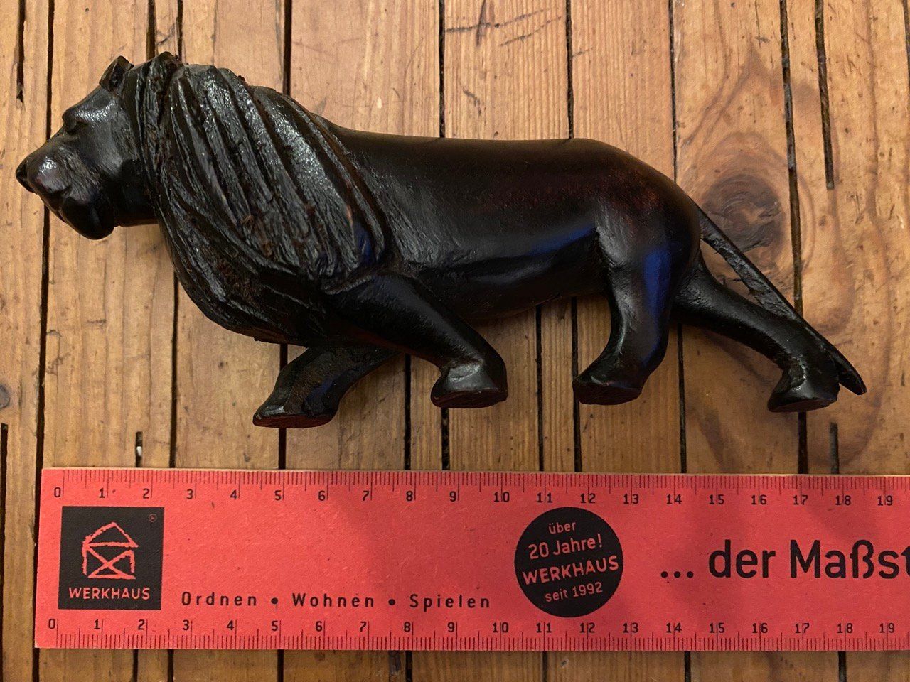 Statuette: Löwe - Holzfigur aus Kenya – Usato da Basel venduto da Architrave1 1