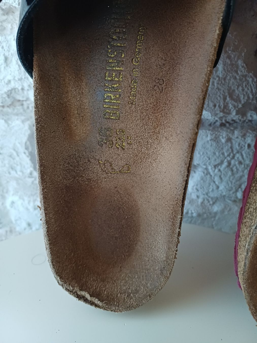Birkenstock Scarpe da donna: Biete Birkenstock Sandalen, Schwarz Lack, Grösse 38 – Usato da Därligen venduto da Musle73 1