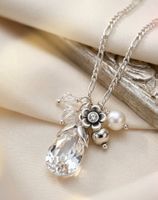 Romantische Designkette mit Perlen & Blüten Design - A&C neu