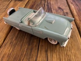Ford Thunderbird Oldtimer-Modellauto, 1:18