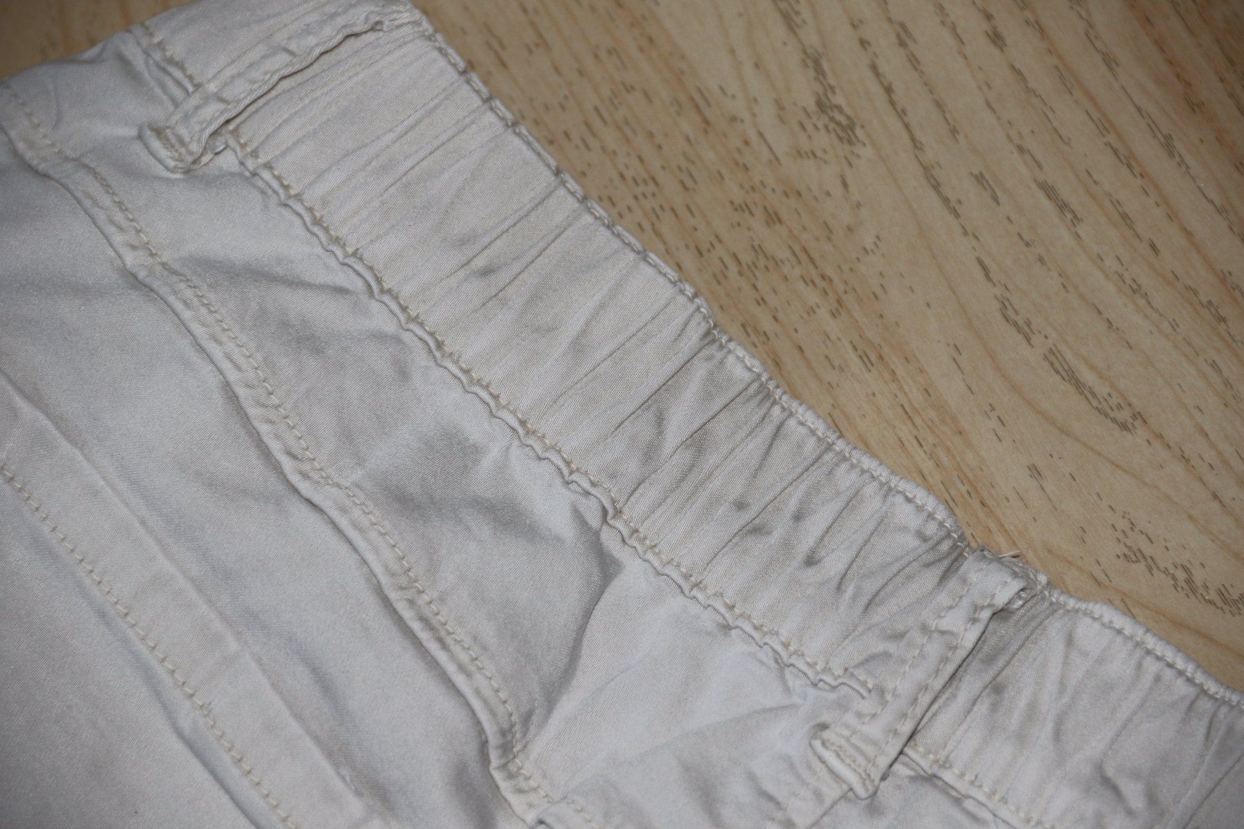 Pantaloni: Coole Sommerhose Gr.M – Usato da Oberwil-Lieli venduto da Svetlana28 4