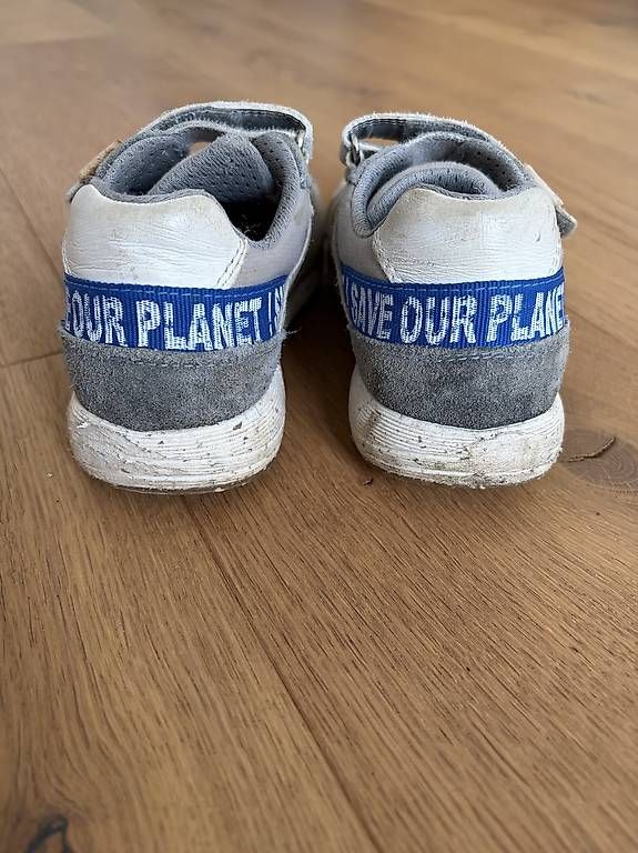 Geox Scarpe per ragazzi: Sneakers Geox Gr. 30 – Usato da Schwarzenburg venduto da SchoggoLoggo 3